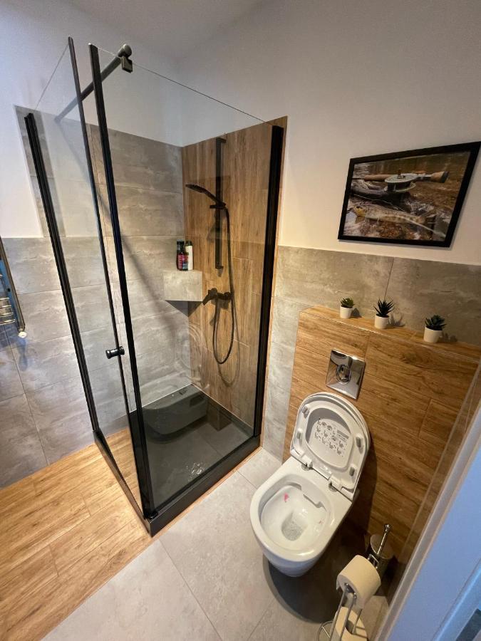 Fly Adventures- Dom Wedkarza Apartment Лесна Екстериор снимка